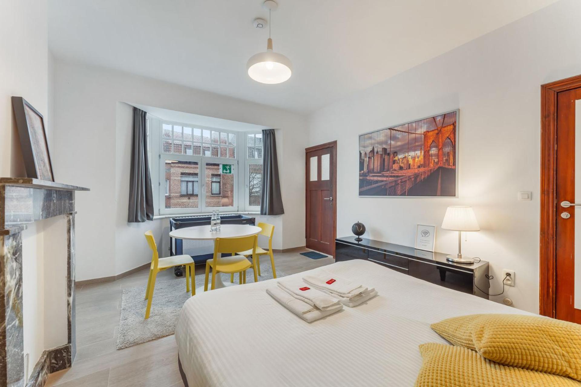 Hotel General Sixty-Seven By Romy&Travis à Bruges Extérieur photo