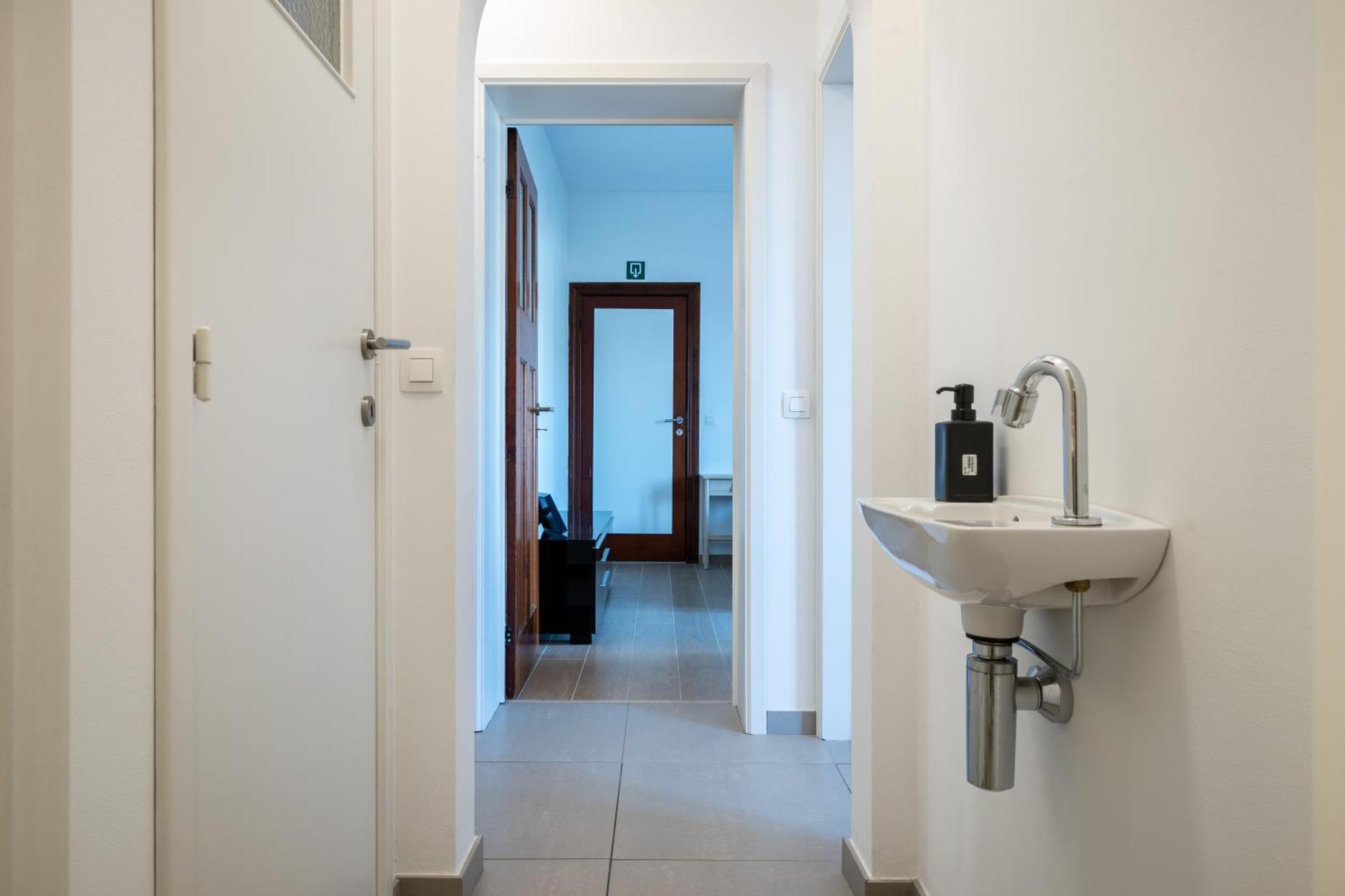 Hotel General Sixty-Seven By Romy&Travis à Bruges Extérieur photo